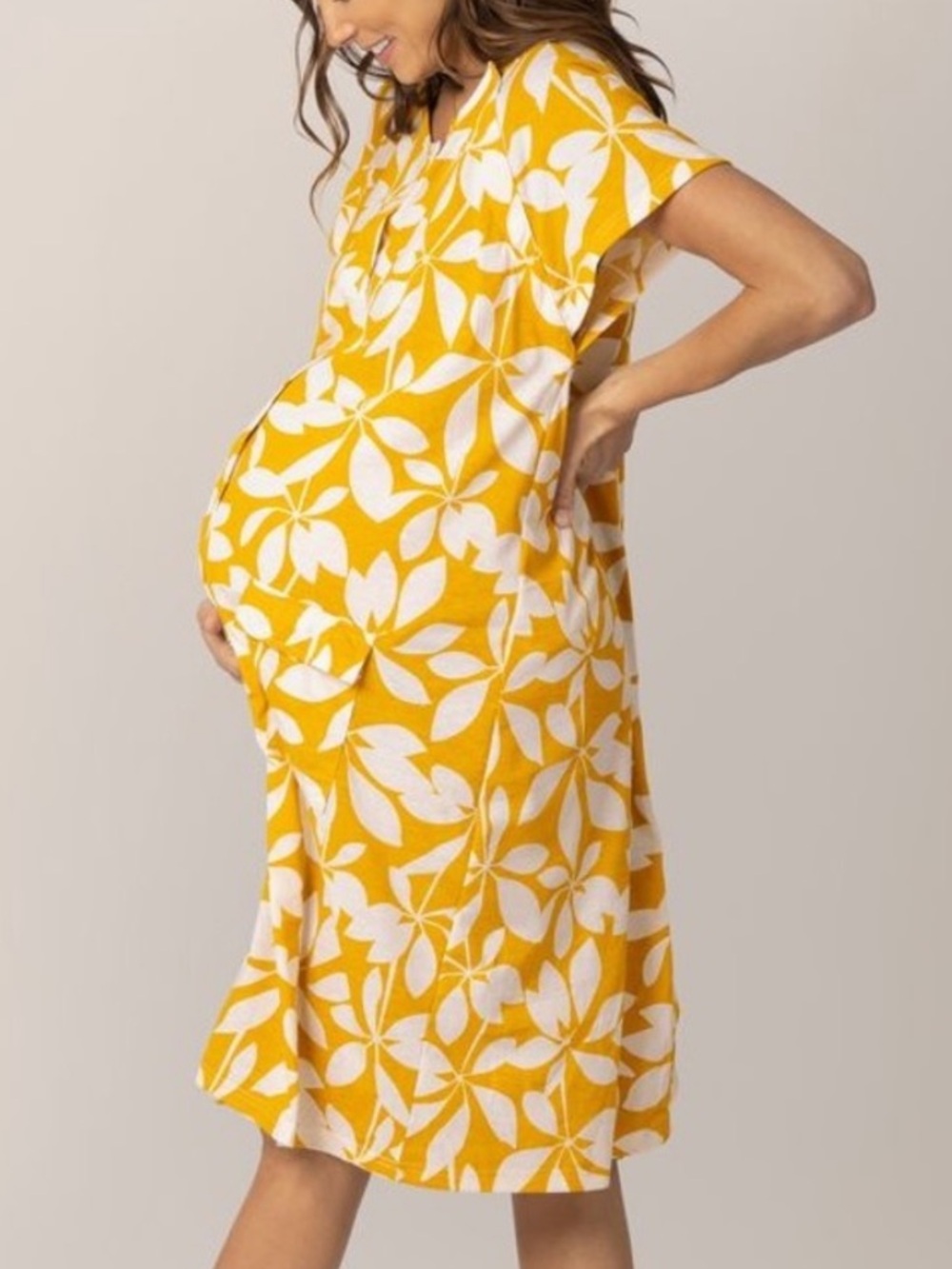 Kindred Bravely Yellow & White Floral Maternity Nursing Hospital Dress. XL-XXL